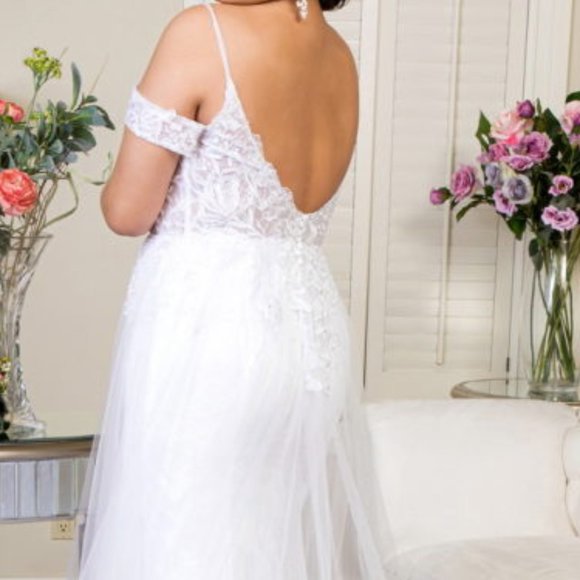 NEW SLEEVELESS OFF THE SHOULDER SHEATH WEDDING GOWN EMBROIDERED WITH LACE GL1946 - Picture 10 of 13